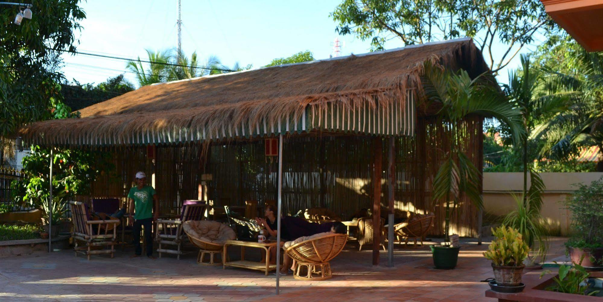 V&A Villa Siem Reap Exteriör bild